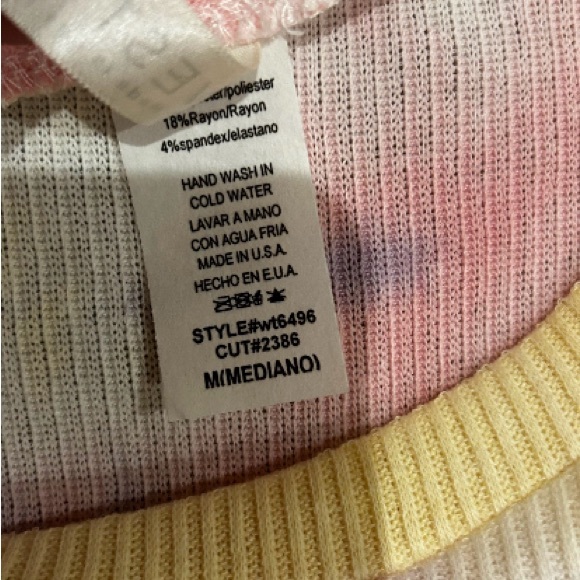 Perfect Peach Flowy large polka dot top. - Picture 2 of 4